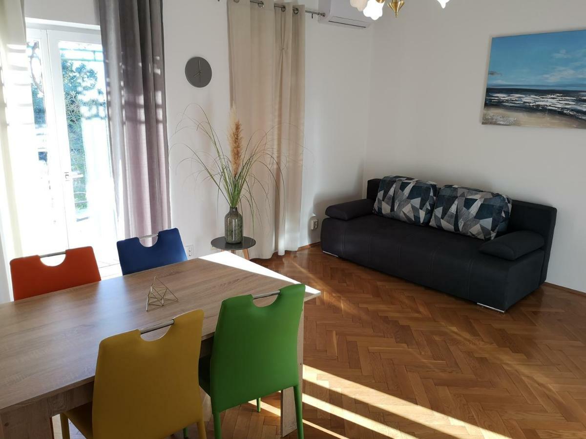 Cerco Apartment Lovran Exterior photo